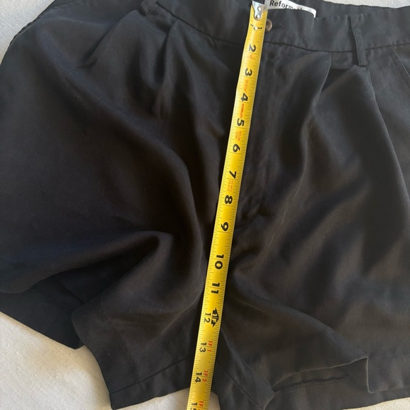 Reformation Mason High Rise Shorts Black Tencel Tailored Size 6 - Picture 7 of 9
